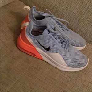 Nike air motion 2
